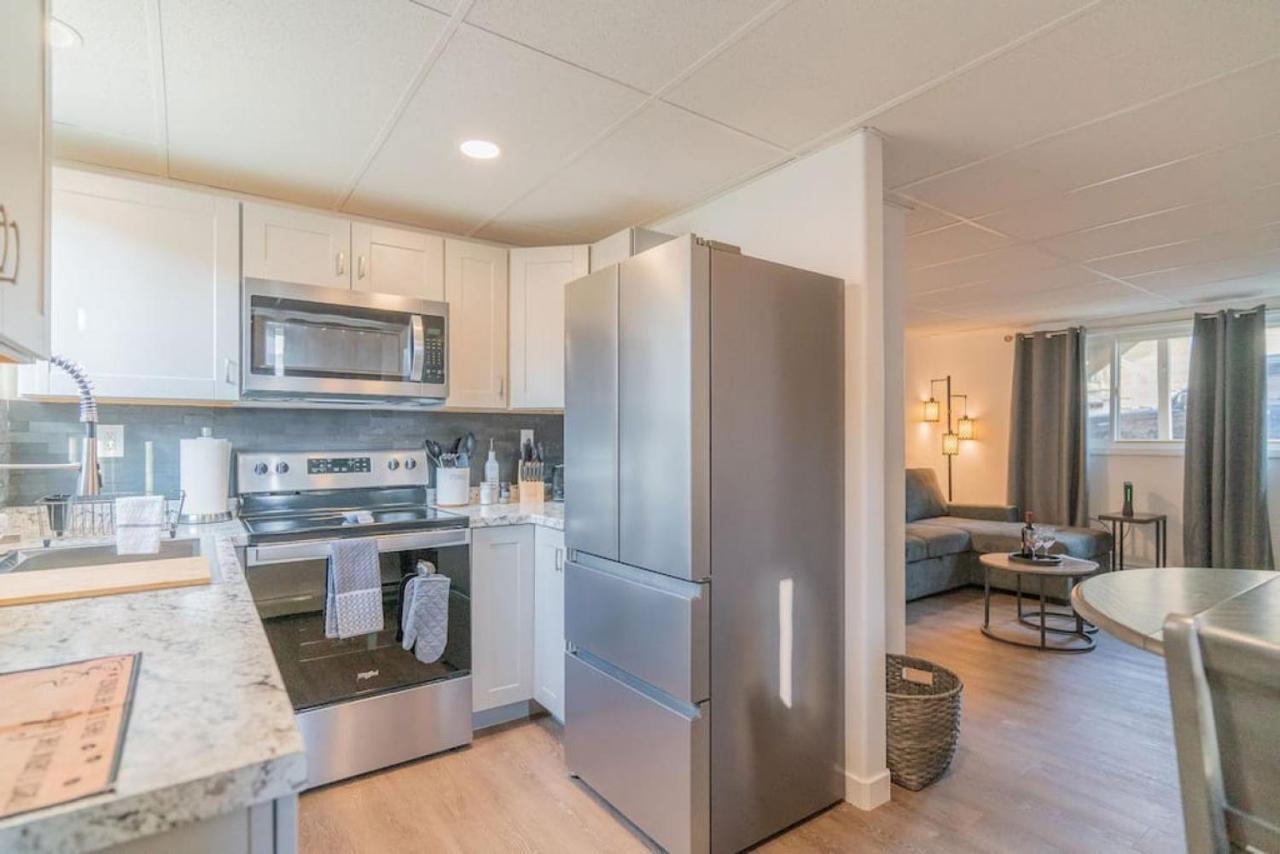 Executive Work Space With Modern Charm Apartment Fairbanks